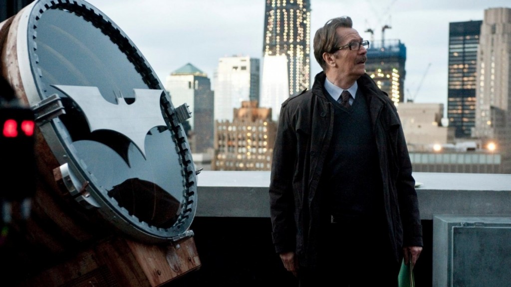 knight_rises_commissioner_gordon_gary_oldman_james_1366x768_67352