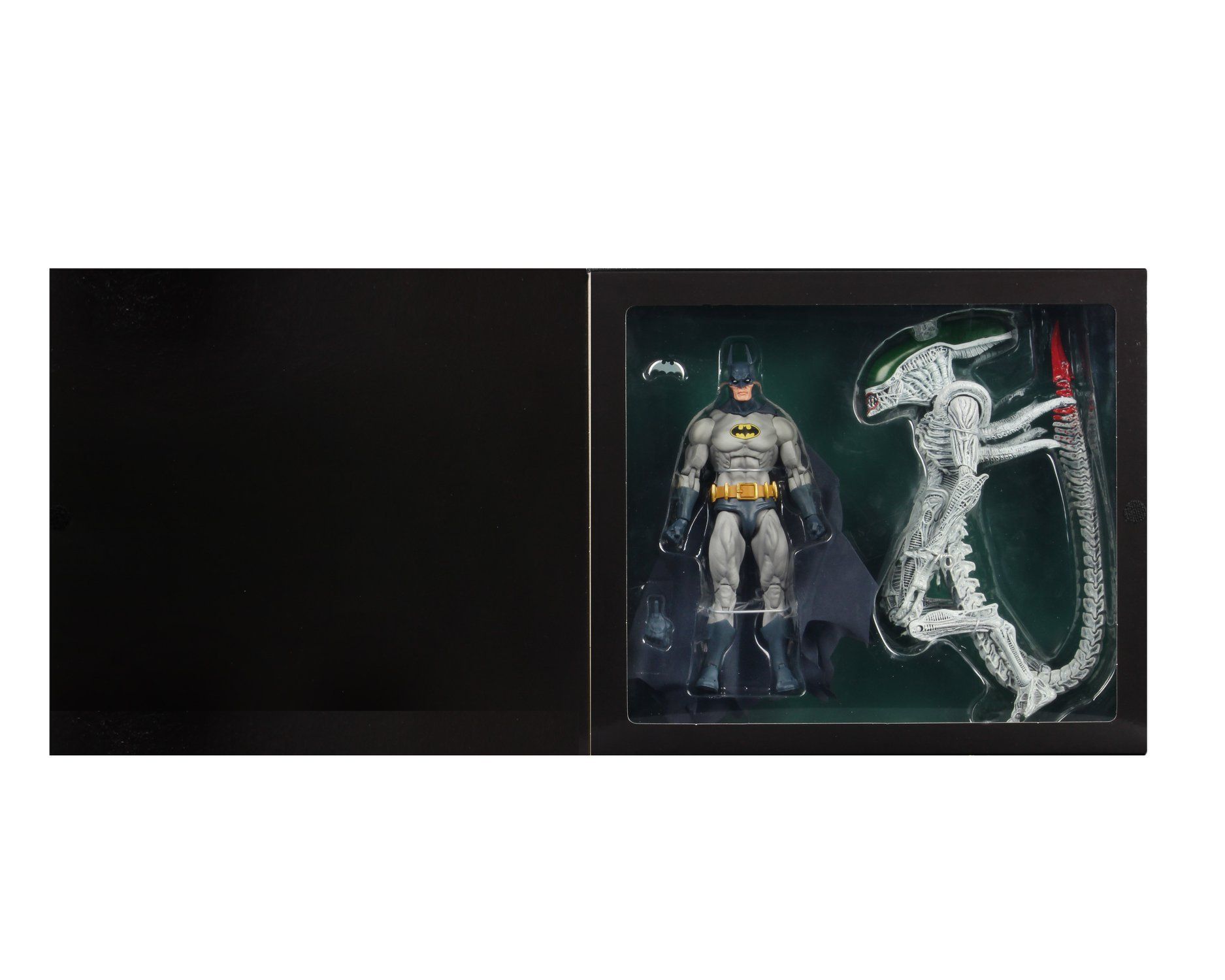 NECA Reveals NYCC Exclusive Figure: Batman vs Alien - Dark Knight News